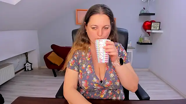 LollaGirl live sex cam