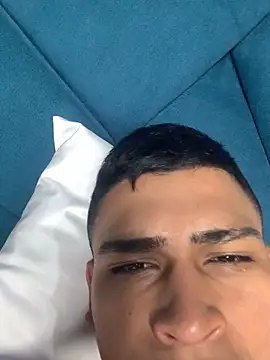 Emiliano_Reyes webcam