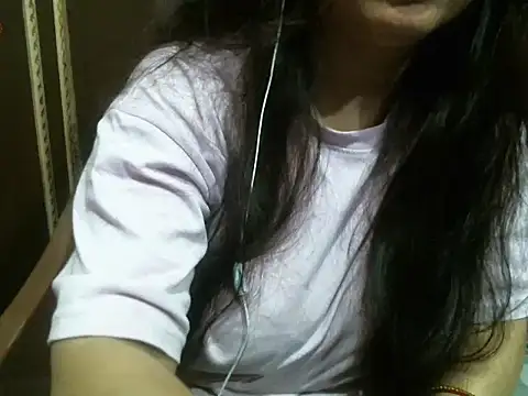 Live solo webcam of UrsMansi