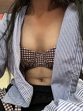 Webcam Model (Sexy_Ahana)  is live.Free join now!