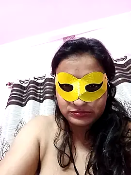 Webcam Model (Gullapi)  is live.Free join now!