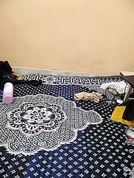 rising_queen (F milf) - Buying own house🏡