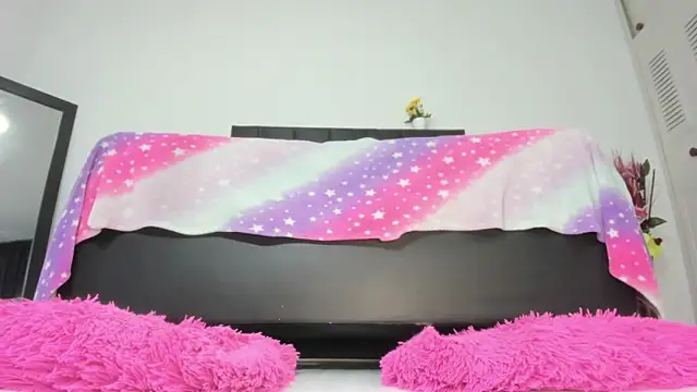 martinaclark - Martinaclark's free webcam - UK Sex Cams