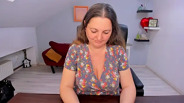 lollagirl (F milf) - Let