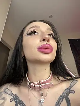 Webcam Model (Molly__Moon)  is live.Free join now!