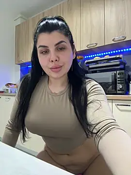 Scarlett-Dream from StripChat is Freechat