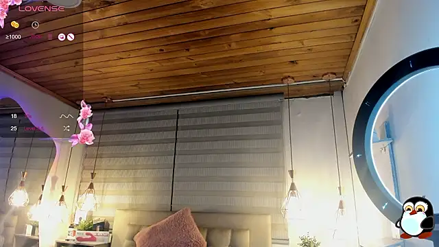 cristal__hot_1 - Cristal__hot_1's free webcam - UK Sex Cams