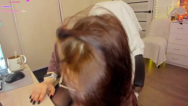 ophelia_mm - Ophelia_mm's free webcam - UK Sex Cams