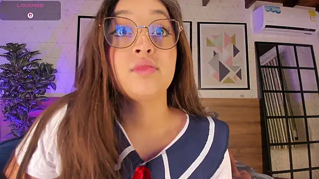 miakay1 (F teen) - Do u want to give me a lesson? Ass red🍑