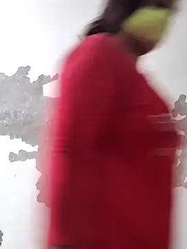 illay_love (F milf) - Boobs spank