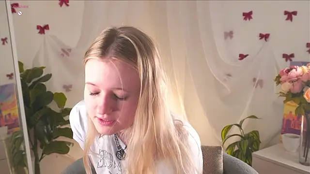 maydafoulk (F teen) - Welcome back Lina ♥