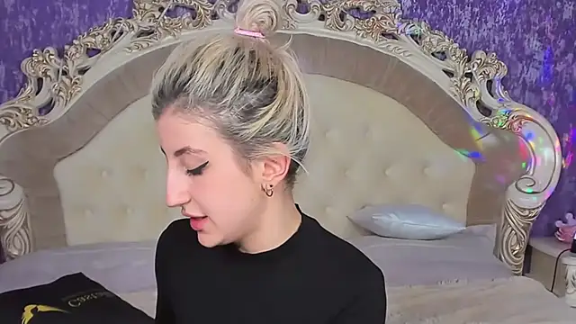 wawmom (F young) - anal