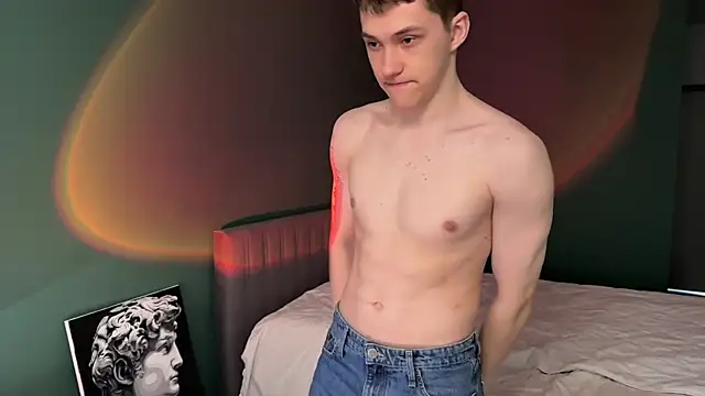 cronck52 (M twink) - DO 15X PUSH-UP and FLEX