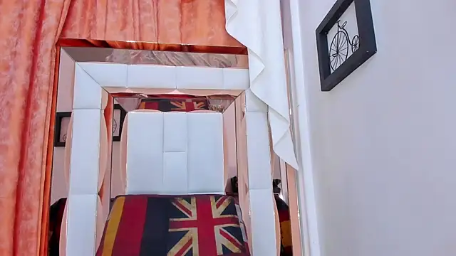 luciana_hot699 (F teen) - A giant jet on your very hot face