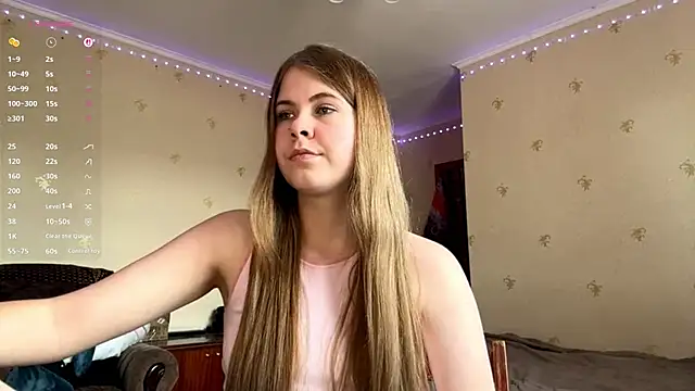 amy_maev (F teen) - Make my nipples hard