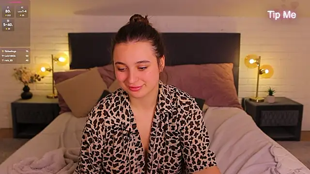 nicole_de_lux (F teen) - completely naked🍒