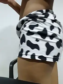 dirty_salome2 (T teen) - Mastuebations+ finger in my ass