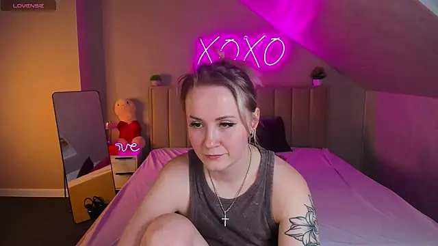 jooyce_howward (F young) - show my sweet ass