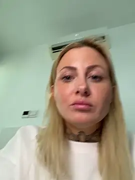 Sophi_Spice's Live Sex Cam Show