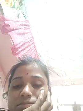 Webcam Model (Deepjakolirr)  is live.Free join now!