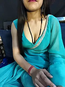 Webcam Model (Hot_rashika_) is live