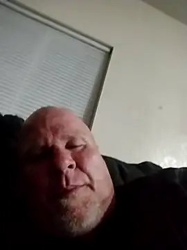 reddog833 (M mature) - Do anything for fans