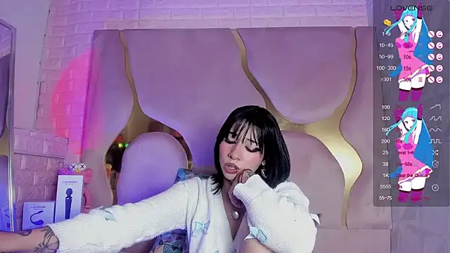 naniisisy - NaniiSisy's free webcam