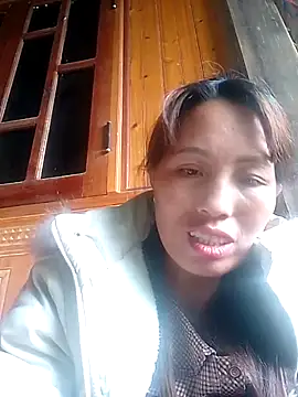 gummiesu - Gummiesu's free webcam