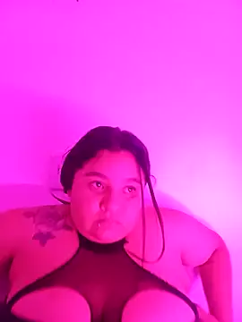 Live solo webcam of Luciona-Xxx