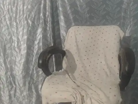 cute-priy live sex cam