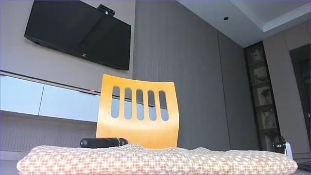 cherrypie_001 (F young) - Squirt Show