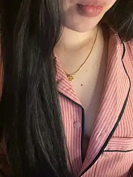 bonnie22 - Bonnie22's free webcam - UK Sex Cams