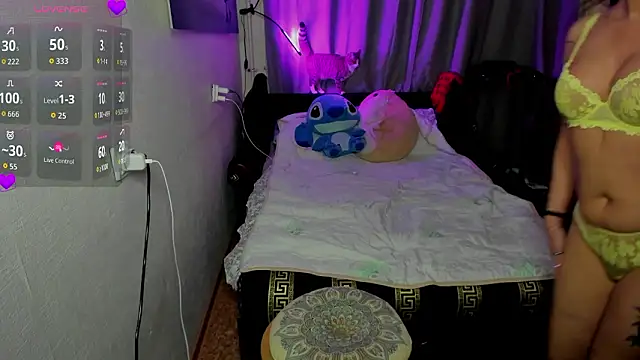 monica__elder - Monica__elder's free webcam - UK Sex Cams