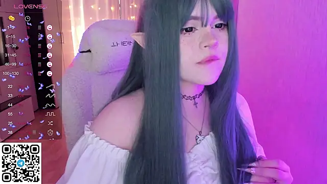 selenacute - SelenaCute's free webcam - UK Sex Cams