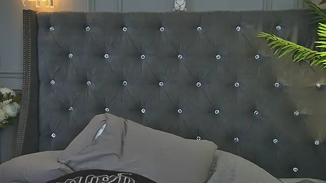 miaeuphoria_ - MiaEuphoria_'s free webcam - UK Sex Cams