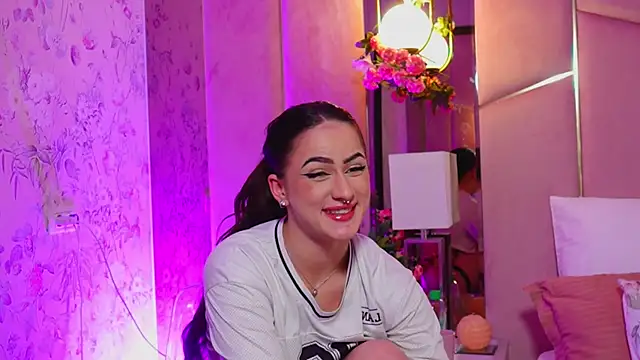 lucylextonx - LucyLextonX's free webcam - UK Sex Cams