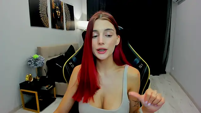 redlipse - RedLipse's free webcam - UK Sex Cams