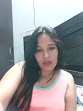Poojabhabi101 live sex cam