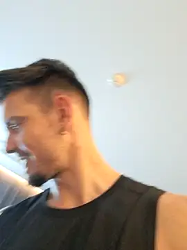 mystery_mark (Ask my age) - Cumshot when reach the goal