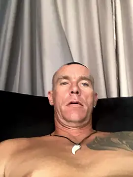 sexytony82 (Ask my age) - Mater se branler ejaculer mange sperm