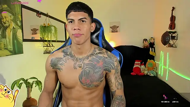 damian_latinxxx (M young) - 😍 OMG I like what I see