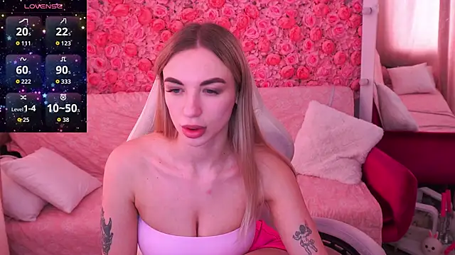 arinawong - ArinaWong's free webcam - UK Sex Cams