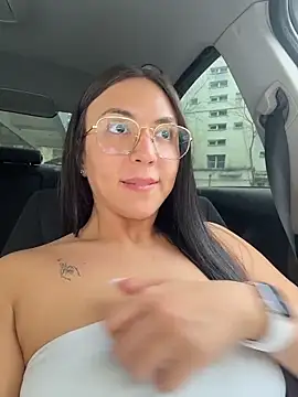 bunny_lush (F young) - Try not to get caught while play with 😺