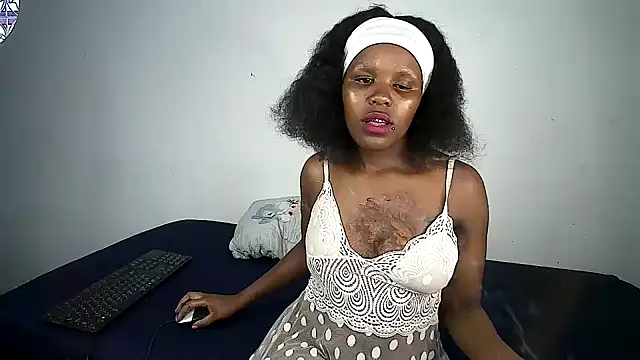 royal-ebony - Royal-Ebony's free webcam