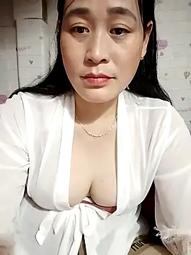 ngoclinh_69 - NgocLinh_69's free webcam