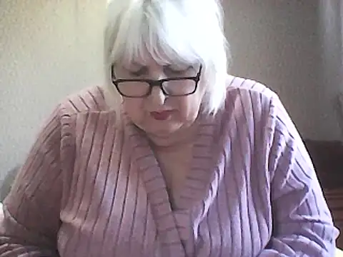 alexia64231 - Alexia64231's free webcam