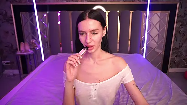 Snow_WhiteeeX live sex cam