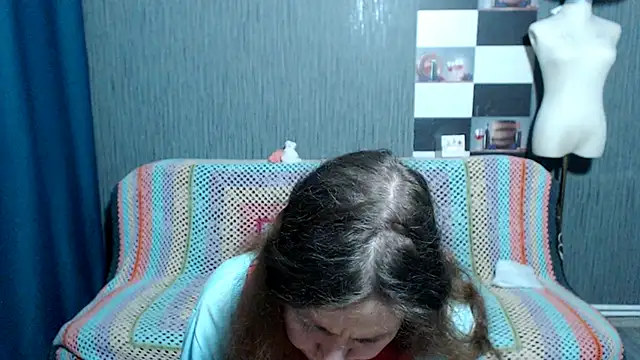 pa1e_pr1ncess - Pa1e_pr1ncess's free webcam