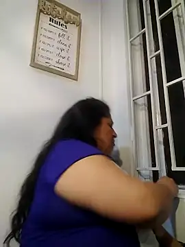 Live solo webcam of Keyla01_