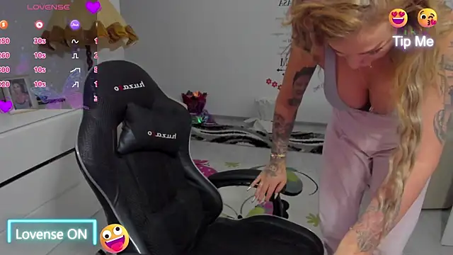 nicol2naya (T young) - Let’s chat, relax, and have some fun